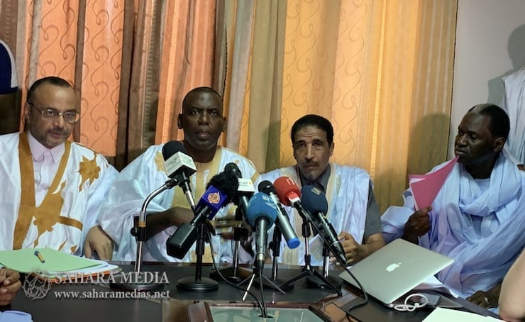 المرشح بيرام ولد الداه اعبيد متحدثاً خلال المؤتمر الصحفي (صحراء ميديا)