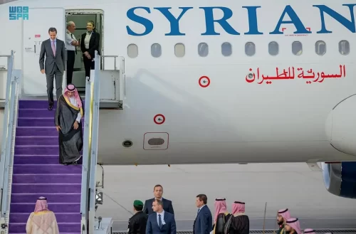الرئيس السوري لحظة وصوله إلى جدة، بعد غياب طويل عن القمم العربية (واس)