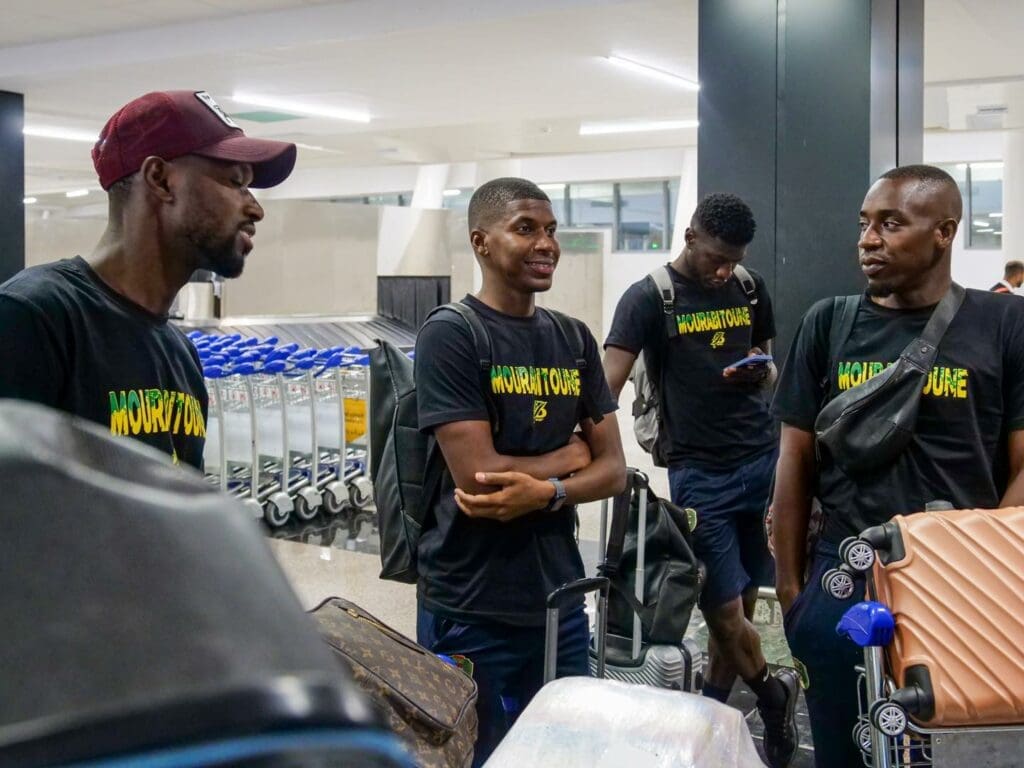 لمعسكر تدريبي..المرابطون يصلون إلى الصخيرات المغربية