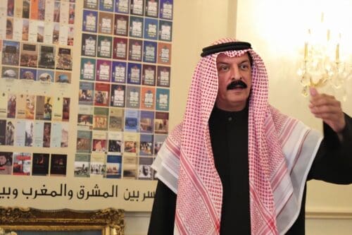 الشاعر محمد أحمد السويدي راعي الجائزة والمركز