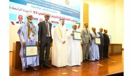 ملتقى الشارقة يكرّم أربعة أدباء موريتانيين