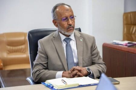 مع بدء الأمطار.. الحكومة تشدد على ضرورة الاحتياط للطوارئ الصحية