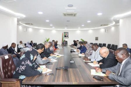 الحكومة الموريتانية تلزم قطاعاتها بتجاوز نواقص الدخول المدرسي