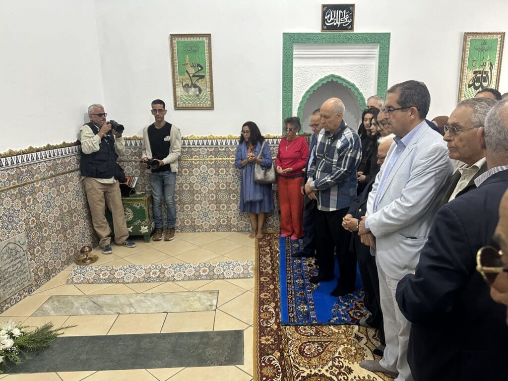 موسم أصيلة.. أيام «الخيمة الإبداعية» تختم بالترحم والدموع