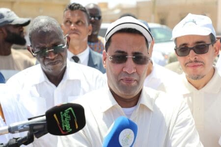 الوزير الأول: الأولوية إنشاء شبكة كهربائية قادرة على تحمل الإنتاج