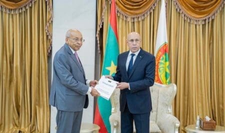 غزواني يتسلم خلاصة مشاورات الأحزاب تمهيداً لـ”الحوار الوطني”