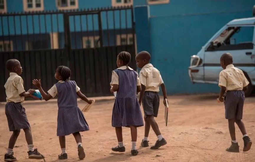 خطف 25 تلميذة في شمال غرب نيجيريا