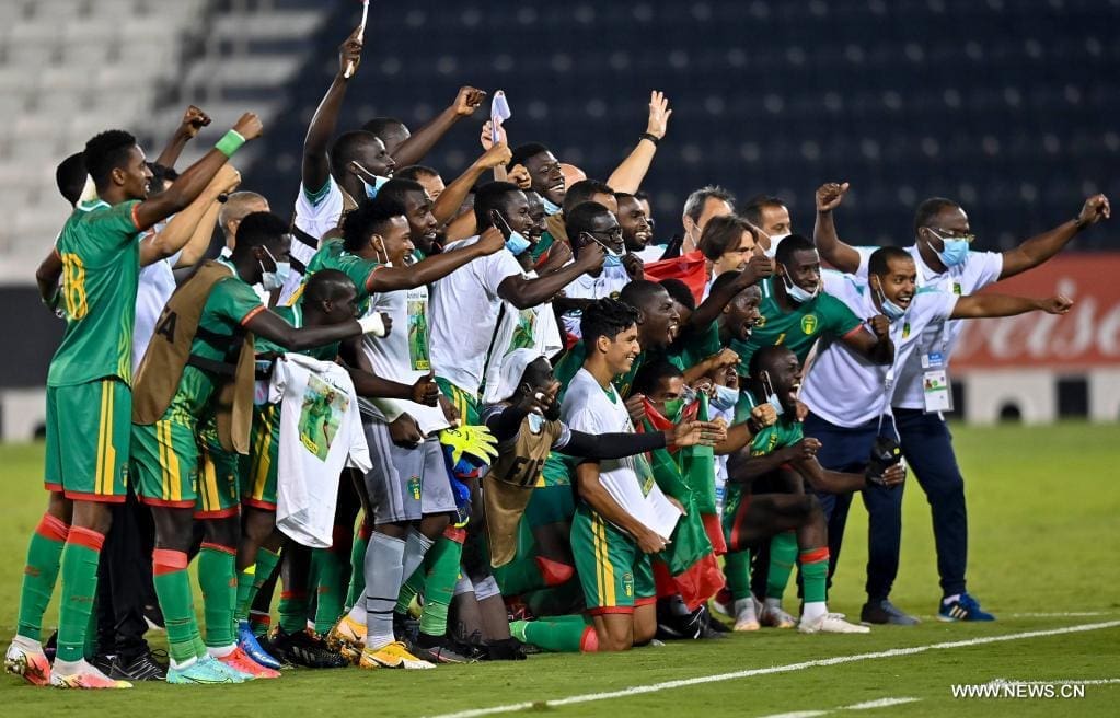 كأس العرب .. الكويت توفر طائرات لنقل مشجعيها قبل مواجهة موريتانيا