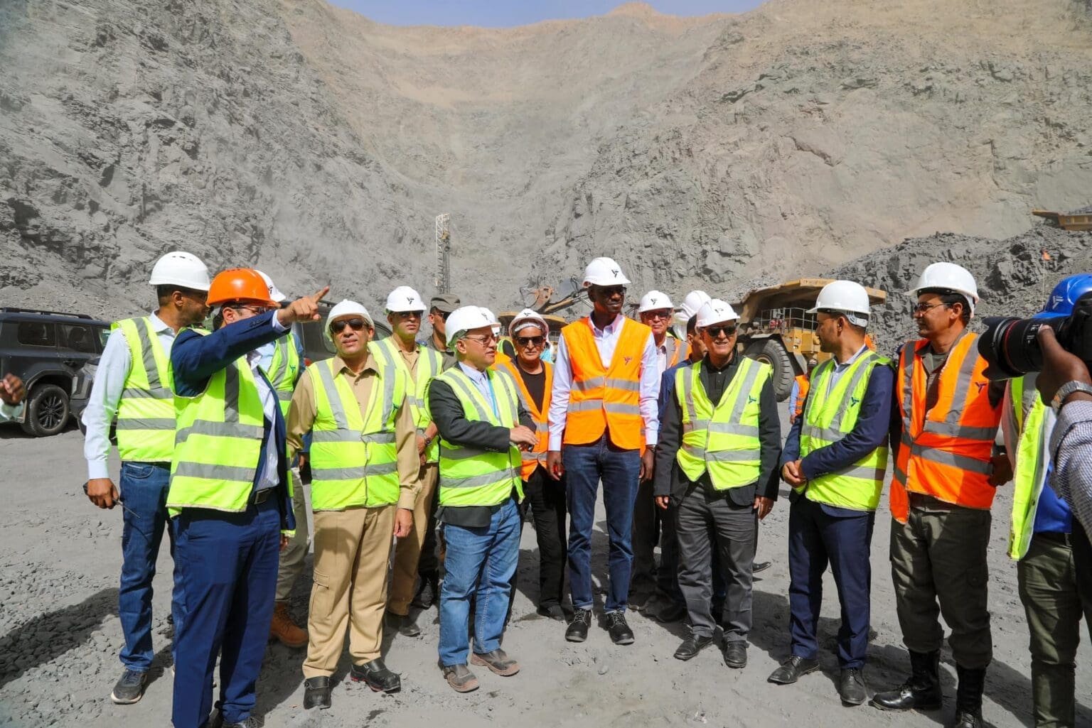 نظام السلامة في شركة “سنيم” يحصل على شهادة “أيزو 45001” الدولية