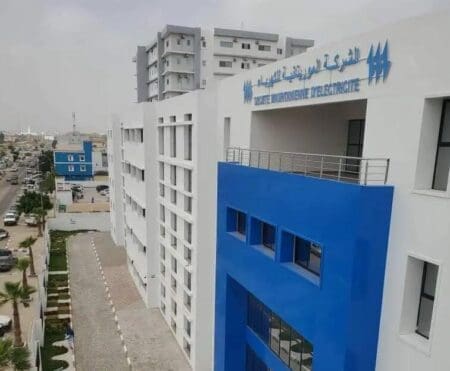 “صوملك” تطلق منصة رقمية لإنجاز المعاملات وطلبات الاشتراك عن بعد