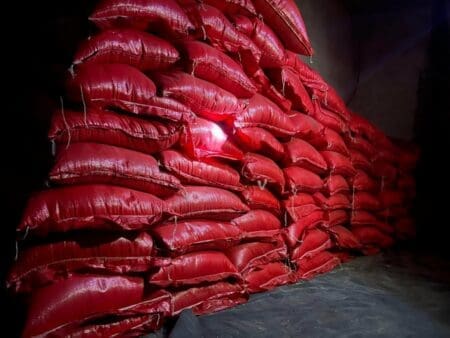 الجمارك تضبط ستة أطنان من الأرز المُهرب قرب ضواحي سيلبابي