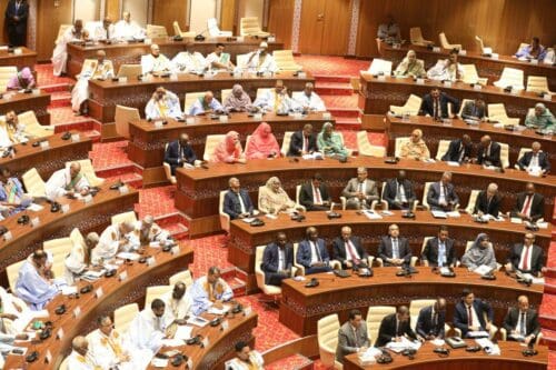 البرلمان يناقش حصيلة عمل الحكومة الذي قدمه الوزير الأول