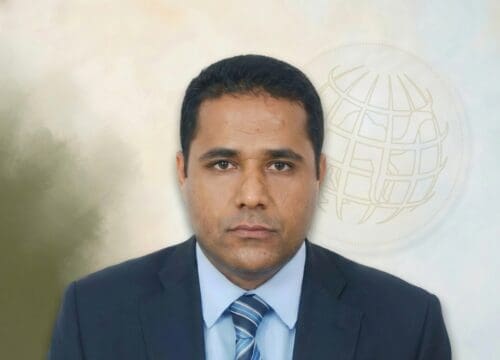 ياسين عبدالقادر الزوي / باحت في الشؤون الأفريقية