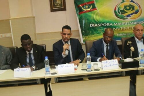 بعثة من وزارة الخارجية تلتقي جالية موريتانيا في الغابون