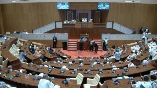 احتجاجا على منع برلمانيتين من الدخول.. المعارضة تقاطع جلسة للبرلمان