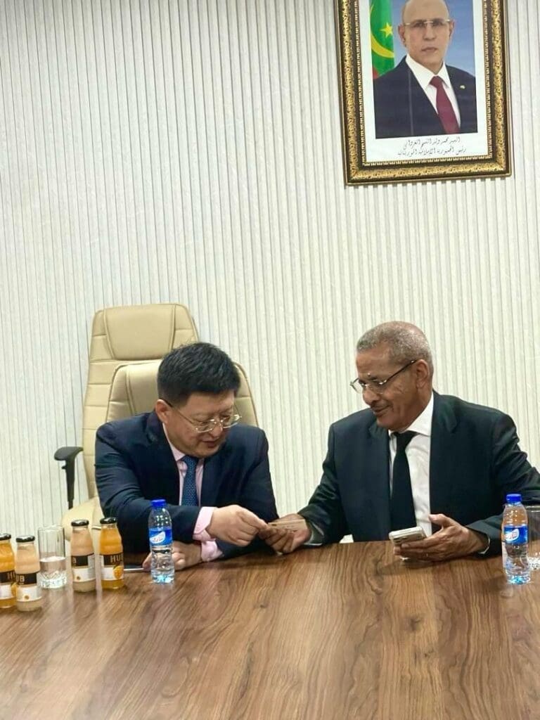 مباحثات موريتانية صينية حول تحديث “ميناء الصداقة”