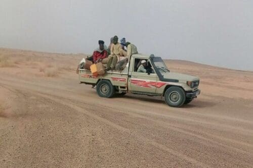 عودة النقل بين ازويرات ومناطق التنقيب بعد تسوية أزمة إضراب