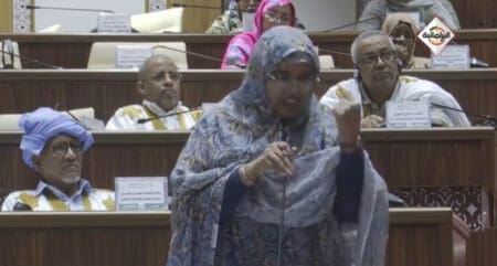 برلمانية: 95٪ من الموريتانيين مسجلون في الحالة المدنية وأشيد بعمل وزير الداخلية