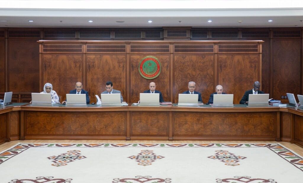 تشمل ستة مراكز استطباب.. الحكومة تجري تعيينات في قطاع الصحة
