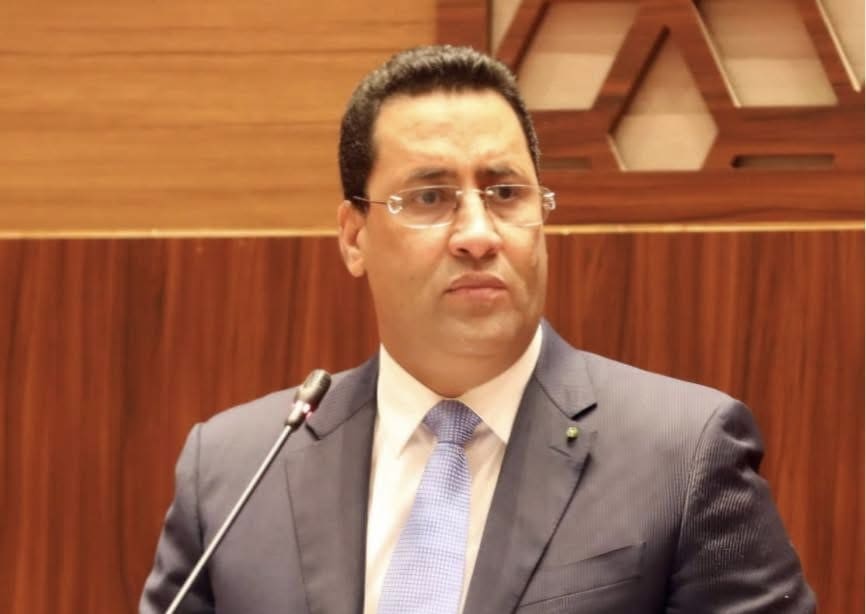 ولد أجاي: أسئلة المؤتمر الصحفي غطت القضايا الكبرى والرئيس قدم أجوبة صادقة